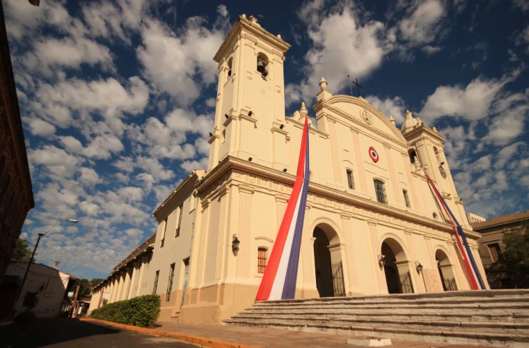 Paraguay – Wälder, Flüsse und Safaris in Südamerika
